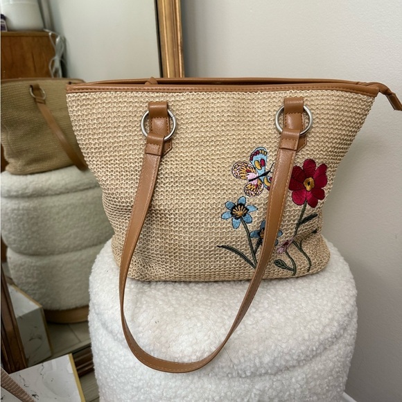 Floral Embroidered woman’s Tan woven Tote Bag - Picture 3 of 16